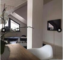2-Zimmer-Dachgeschosswohnung - 1.200,00 EUR Kaltmiete, ca.  68,00 m² in Sindelfingen (PLZ: 71069) Darmsheim