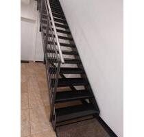 4 Zimmer Dachgeschoss Wohnung mit Balkon und Loggia - Untersiemau