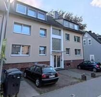 Charmante Dachgeschosswohnung mit Sonnenbalkon in Heiligenhaus