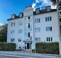 Kernsanierte 3-Raum-Wohnung m. großzügigem Süd-West-Balkon u. EBK - Dresden Blasewitz