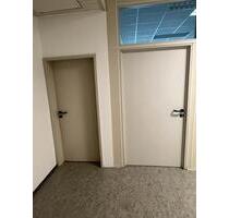 Gewerberäume - 500,00 EUR Kaltmiete, in Weingarten (PLZ: 88250)