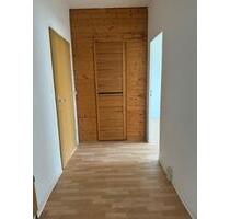 3-Raum-Wohnung in Blankenhain - 355,00&nbsp;EUR Kaltmiete, ca.&nbsp; 68,45&nbsp;m&sup2; in Blankenhain (PLZ: 99444)