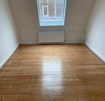 4,5 Zimmer WG freundliche Wohnung über 2 Etagen - Kiel Blücherplatz