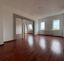 ab sofort - 3 Zimmerwohnung im Dachgeschoss - 4 Monate mietfrei - Döbeln