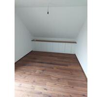Dachwohnung zu vermieten ! - 706,00 EUR Kaltmiete, ca.  42,00 m² in Weiler-Simmerberg (PLZ: 88171)