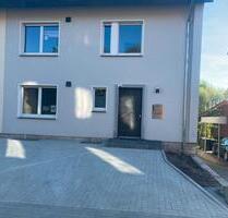Wohnung im OG Erstbezug nach Kernsanierung, Balkon, Almetal. - Salzkotten