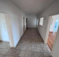 Große Wohnung in Monheim Bayern