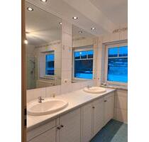 Großzügige 6-Zimmer Wohnung - 999,00 EUR Kaltmiete, ca.  130,00 m² in Birgland (PLZ: 92262)