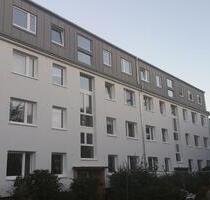 schöne 3. Zimmer Wohnung in bestlage mit Balkon - Hamburg Harburg