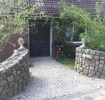 Halbe Haushälfte, 4 Zimmer in idyllische Lage - Elmenhorst