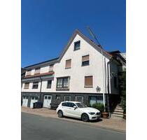 Große Mietwohnung mit Garage, überdachter Terrasse und schönem Garten in Haiger-Allendorf gelegen