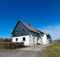 Einfamilien Zweifamilienhaus in ruhiger Lage in Nideggen-Schmidt