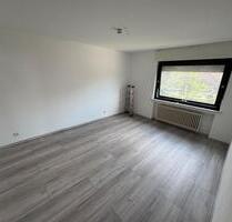 Frisch sanierte 4-Zimmer-Familienwohnung - Halle