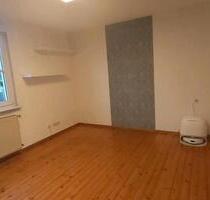 Wohnung 64 qm in Asperg - 900,00 EUR Kaltmiete, ca.  64,00 m² in Asperg (PLZ: 71679)