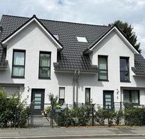 Nahe Metro und franz. Schule - Neubau - effizient - mit Topaustattung und Garten - Düsseldorf Stadtbezirk 8