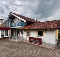 Einfamilienhaus mit Gewerbeanteil - Kirchdorf im Wald