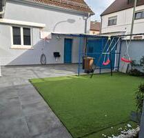 Einfamilienhaus 6 Zimmer Klima - 2.100,00 EUR Kaltmiete, in Ludwigshafen am Rhein (PLZ: 67071) Ludwigshafen-Oggersheim