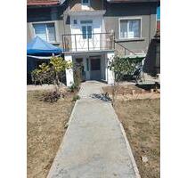 Haus mit großem Garten und Potenzial in Bulgarien zu verkaufen - Adlkofen