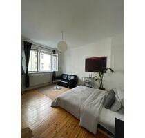 Sunny flat in MitteRosenthaler Platz 6 months - Berlin Pankow