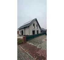 Modernes Einfamilienhaus in zentraler Lage, Erstbezug! - Barßel