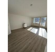 Moderne 2-Zimmer-Wohnung mit Balkon in Laatzen