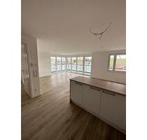 Luxuriöse 93qm 3,5 Zimmer Wohnung in Trossingen mit Garten
