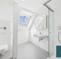 Renovierte 3,5-Zimmer Wohnung mit Außenstellplatz in der Neckarvorstadt - Stuttgart Bad Cannstatt