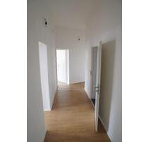 Helle 4-Zimmer-Wohnung mit 2 Bädern & Gartennutzung in HOL - Holzminden