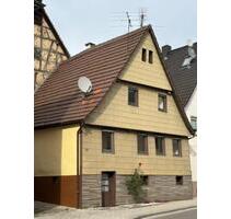 Saniertes Haus mit Scheune Neckartailfingen bezugsfertig