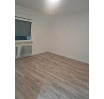 Wohnung vollrenoviert - 850,00 EUR Kaltmiete, in Essen (PLZ: 45309) Stadtbezirk VI