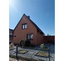 Kernsaniertes Einfamilienhaus mit Erbpachtgrundstück - Lauenburg/Elbe