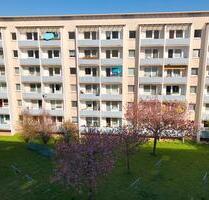 3-Raum-Wohnung mit Blick ins Grüne und Möblierung - Chemnitz Helbersdorf