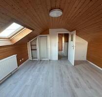 Charmante 1,5 Z. Dachgeschosswohnung zu vermieten in Echterdingen - Leinfelden-Echterdingen