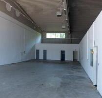 VH2776b Moderne Werkstatt-Lagerhallen mit integrierten Büros und Freiflächen Pentling