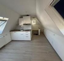 Studio Dachgeschoss - 850,00 EUR Kaltmiete, in Esslingen am Neckar (PLZ: 73728)