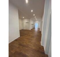 Großes 30 m² Zimmer in zentraler 4er-WG - Bensheim