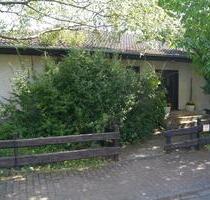 Winkelbungalow mit großem Garten in ruhiger Lage von Ahnatal