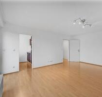 Charmante 1-Zimmer-Wohnung mit Balkon – 300 m zur U6 Großhadern - München