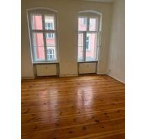 Wohnung ab sofor (oder später) bis 18.08 (+ wenige Tage moeglich) - Berlin Friedrichshain-Kreuzberg