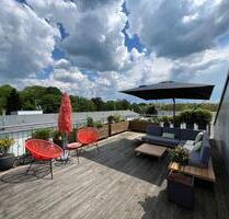 Luxus-Loft mit 4 Zimmern und Dachterrasse in historischem Gebäude - Solingen Central