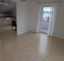 Schöne, helle 2,5 ZKB Dachgeschosswohnung in AichachKlingen