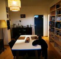 Schöne 4-Zimmer-Wohnung mit Balkon und Gäste-WC - Duisburg Duisburg-Mitte
