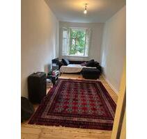 Wohnzimmer - 500,00 EUR Kaltmiete, in Berlin (PLZ: 13409) Reinickendorf