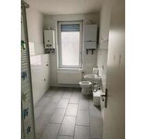Große 2- Zimmer Wohnung - 580,00 EUR Kaltmiete, ca.  76,00 m² in Krefeld (PLZ: 47839) Hüls