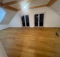 3-Zimmer Wohnung mit Balkon - 1.200,00&nbsp;EUR Kaltmiete, ca.&nbsp; 100,00&nbsp;m&sup2; in Donauwörth (PLZ: 86609)