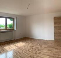 Helle Einliegerwohnung - 480,00 EUR Kaltmiete, ca.  60,00 m² in Polsingen (PLZ: 91805)