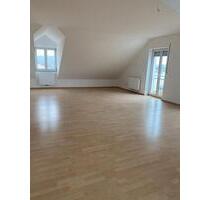 Traumhafte Dachgeschoss Wohnung mit Blick auf den Esper - Roding