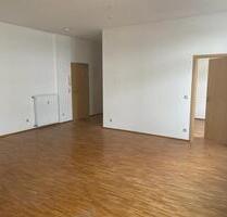 schöne helle 3 Raumwohnung - 585,00 EUR Kaltmiete, in Floh-Seligenthal (PLZ: 98593)