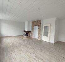 Tolle 2 Zimmer-Wohnung mit Balkon zu vermieten! - Oberhausen