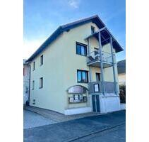 Pfiffiges 1 Zimmer Appartement im Dachgeschoss - Knetzgau